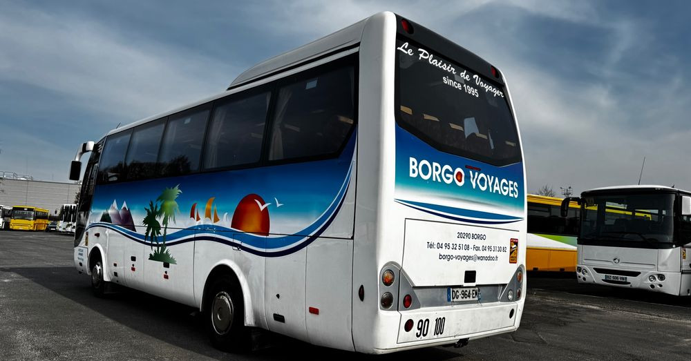 Temsa Opalin 9 / silnik MAN / KLIMA !!! / 39 miejsc / mały przebieg !!! / Cena 114000 zł netto - Autobús suburbano: foto 4 Temsa Opalin 9 / silnik MAN / KLIMA !!! / 39 miejsc / mały przebieg !!! / Cena 114000 zł netto - Autobús suburbano: foto 4