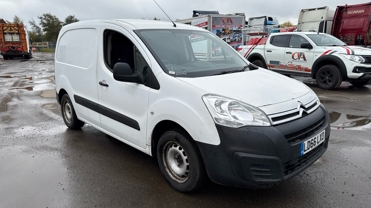 CITROEN BERLINGO 625 1.6 BlueHDi LX 100ps - Furgoneta pequeña: foto 1 CITROEN BERLINGO 625 1.6 BlueHDi LX 100ps - Furgoneta pequeña: foto 1