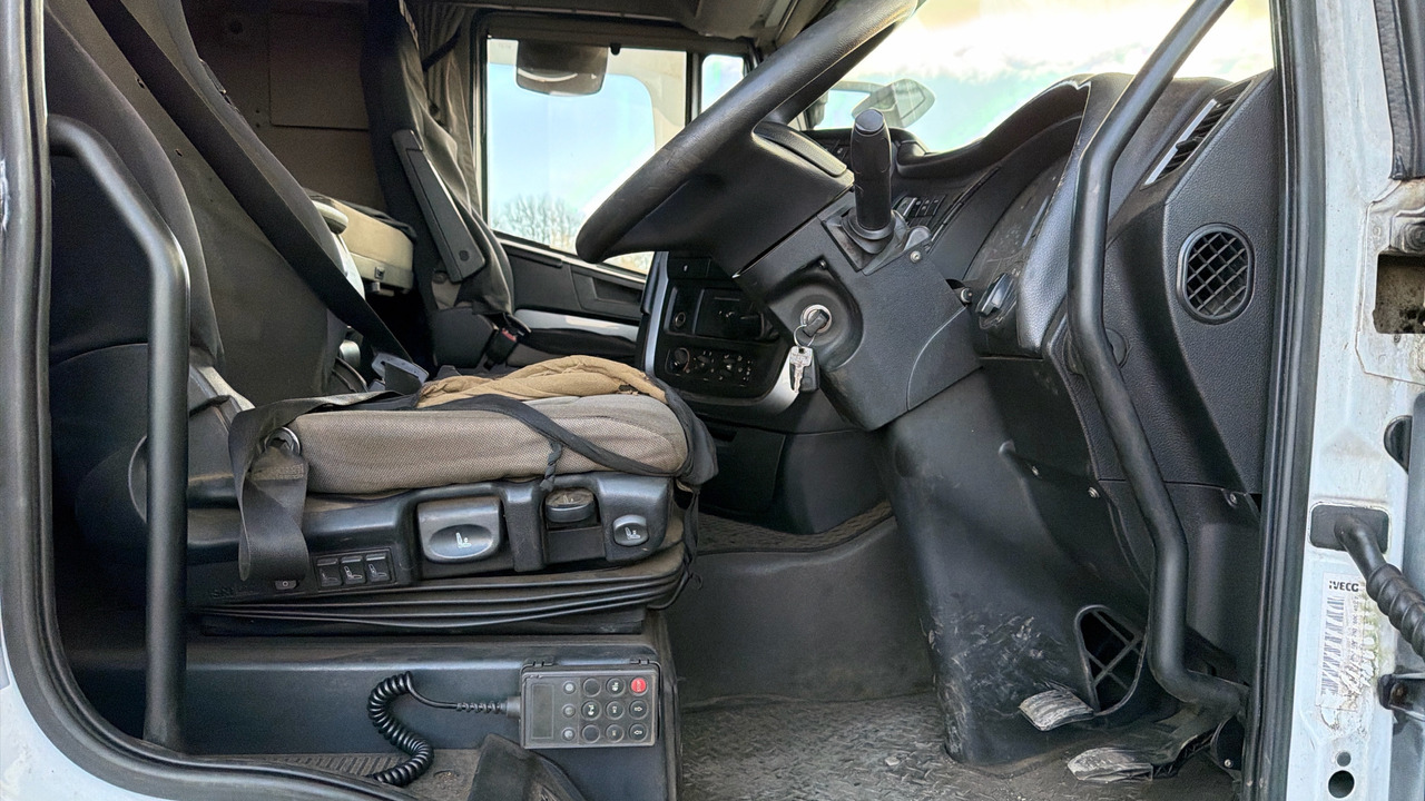 IVECO STRALIS 460 - Cabeza tractora: foto 5 IVECO STRALIS 460 - Cabeza tractora: foto 5