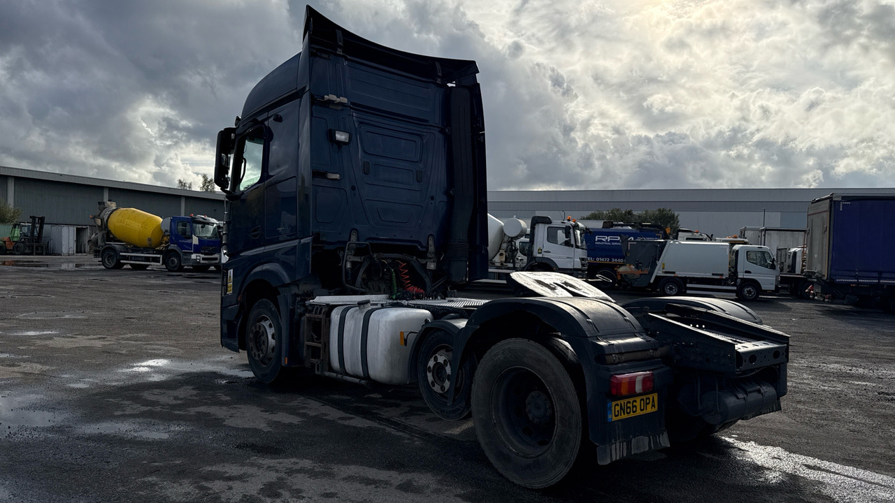 MERCEDES-BENZ ACTROS 2445 - Cabeza tractora: foto 3 MERCEDES-BENZ ACTROS 2445 - Cabeza tractora: foto 3