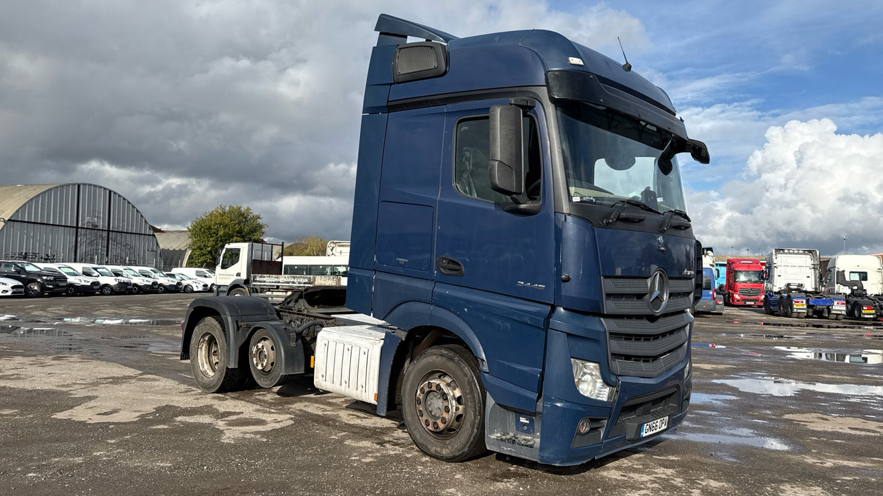 MERCEDES-BENZ ACTROS 2445 - Cabeza tractora: foto 1 MERCEDES-BENZ ACTROS 2445 - Cabeza tractora: foto 1