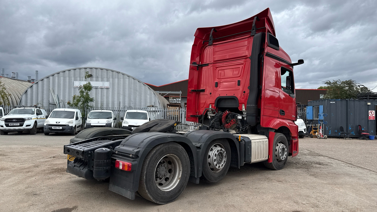 MERCEDES-BENZ ACTROS 2545 - Cabeza tractora: foto 4 MERCEDES-BENZ ACTROS 2545 - Cabeza tractora: foto 4