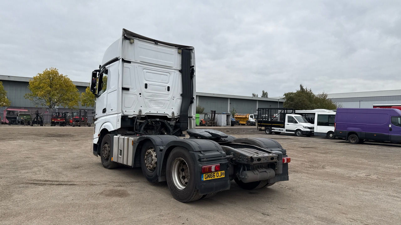 MERCEDES-BENZ ACTROS 2551 - Cabeza tractora: foto 3 MERCEDES-BENZ ACTROS 2551 - Cabeza tractora: foto 3