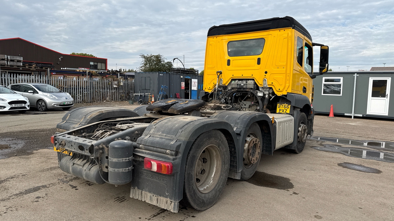 MERCEDES-BENZ ACTROS - Cabeza tractora: foto 4 MERCEDES-BENZ ACTROS - Cabeza tractora: foto 4