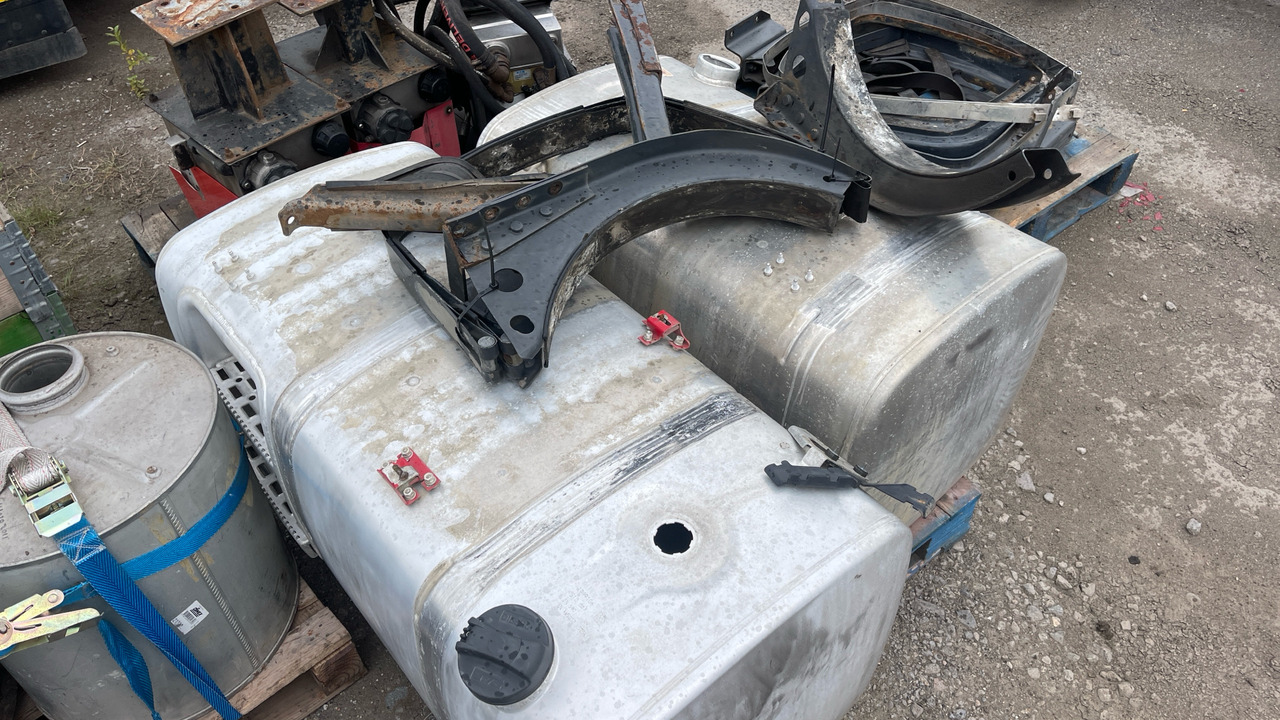 DAF ALLOY TANKS - Equipo de construcción: foto 3 DAF ALLOY TANKS - Equipo de construcción: foto 3
