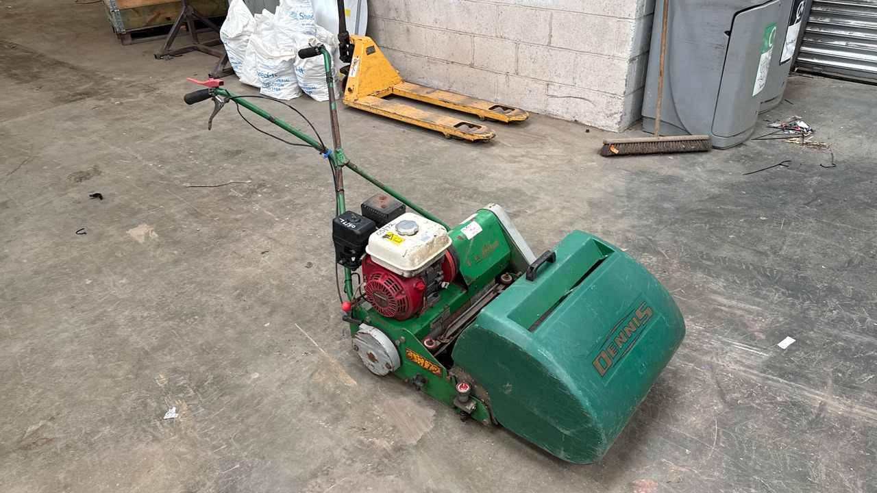 DENNIS FT20 PEDESTRIAN CYLINDER MOWER WITH 5K UNIT AND GRASS BOX - Cortacésped: foto 2 DENNIS FT20 PEDESTRIAN CYLINDER MOWER WITH 5K UNIT AND GRASS BOX - Cortacésped: foto 2