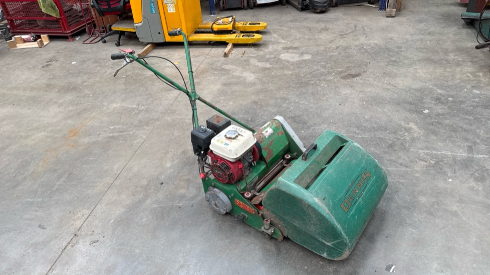 DENNIS FT510 PEDESTRIAN CYLINDER MOWER WITH 5K UNIT AND GRASS BOX - Cortacésped: foto 1 DENNIS FT510 PEDESTRIAN CYLINDER MOWER WITH 5K UNIT AND GRASS BOX - Cortacésped: foto 1