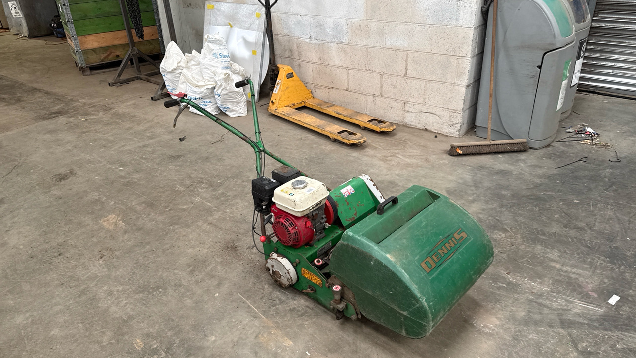 DENNIS FT510 PEDESTRIAN CYLINDER MOWER WITH 5K UNIT AND GRASS BOX - Cortacésped: foto 2 DENNIS FT510 PEDESTRIAN CYLINDER MOWER WITH 5K UNIT AND GRASS BOX - Cortacésped: foto 2