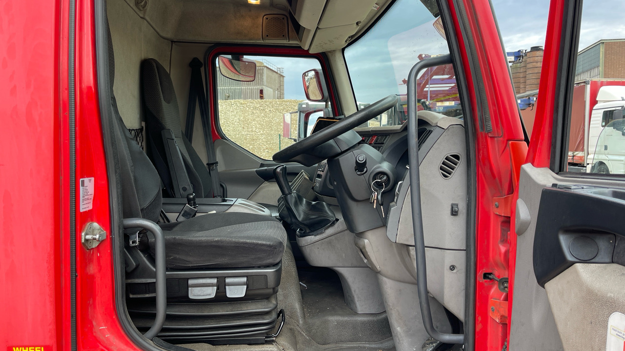 Daf LF 150 - Camión caja cerrada: foto 5 Daf LF 150 - Camión caja cerrada: foto 5