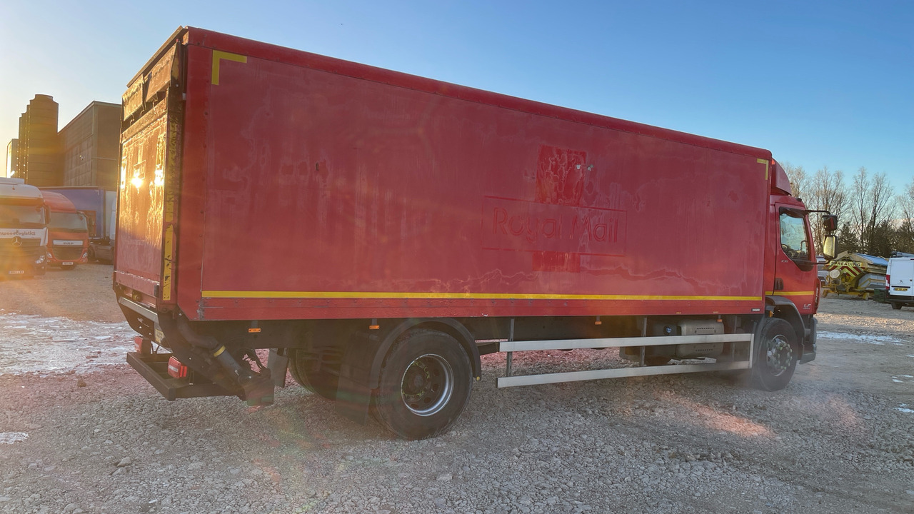 Daf LF 230 - Camión caja cerrada: foto 4 Daf LF 230 - Camión caja cerrada: foto 4