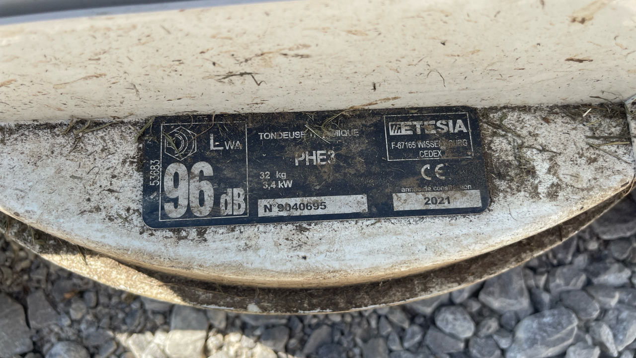 ETESIA PHE3 - Cortacésped: foto 5 ETESIA PHE3 - Cortacésped: foto 5