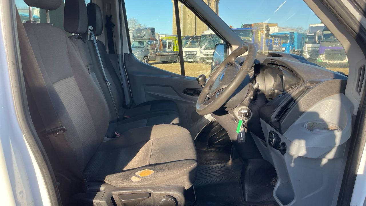 FORD TRANSIT 350 2.2 TDCi 125ps - Furgoneta basculante: foto 5 FORD TRANSIT 350 2.2 TDCi 125ps - Furgoneta basculante: foto 5