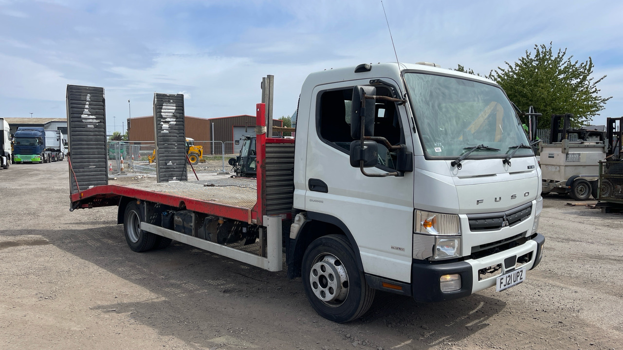 FUSO CANTER  7C18 - Grua de remolque autos: foto 1 FUSO CANTER  7C18 - Grua de remolque autos: foto 1