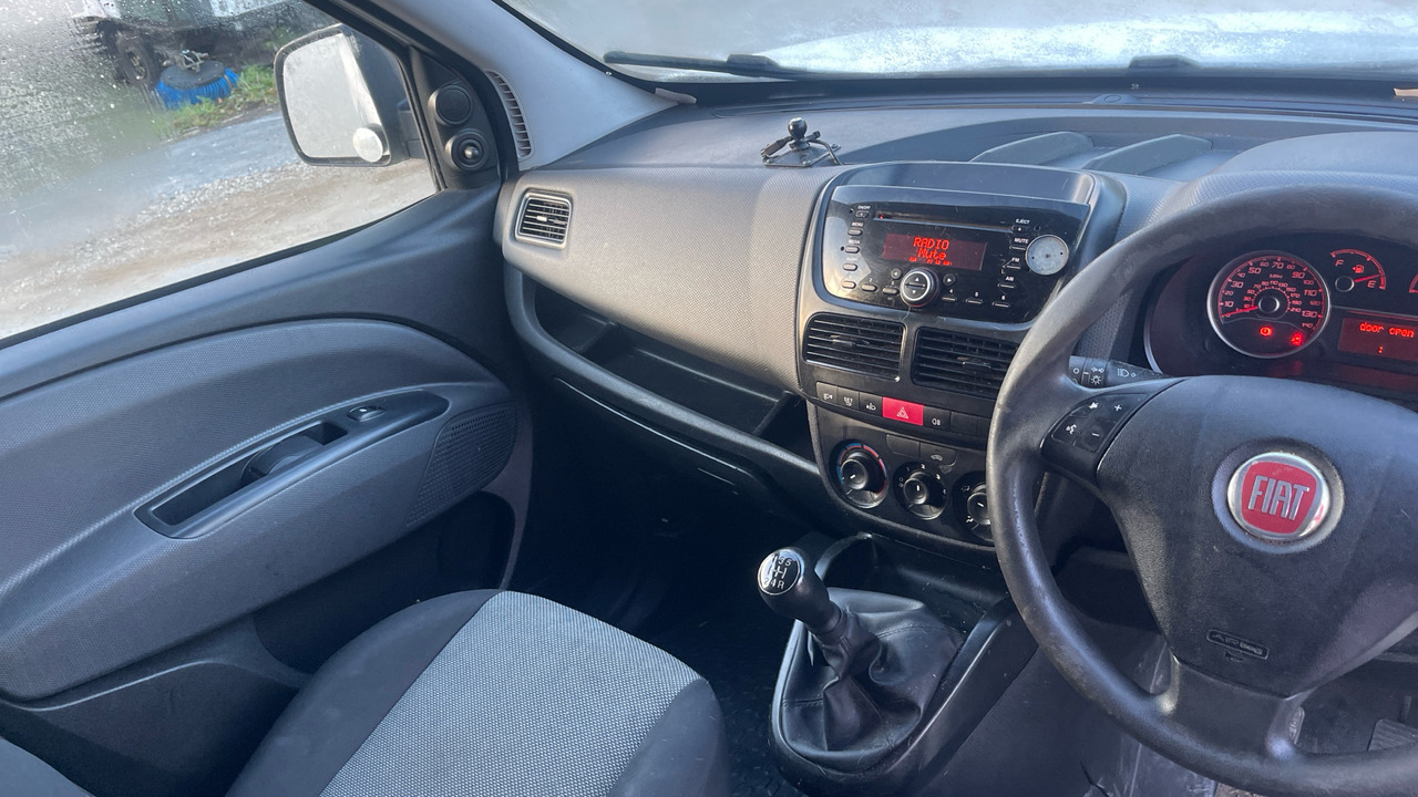 Furgoneta pequeña Fiat Doblo CARGO 1.3 MULTIJET 95PS: foto 7