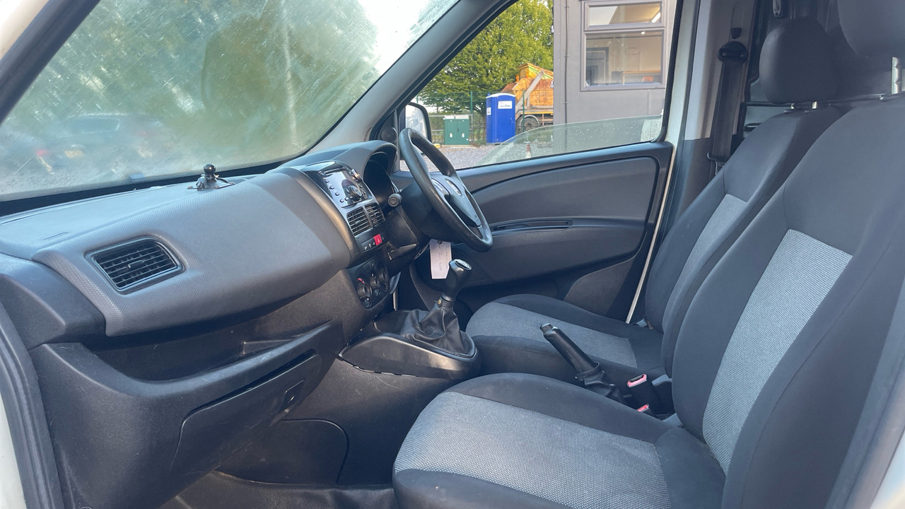 Furgoneta pequeña Fiat Doblo CARGO 1.3 MULTIJET 95PS: foto 10