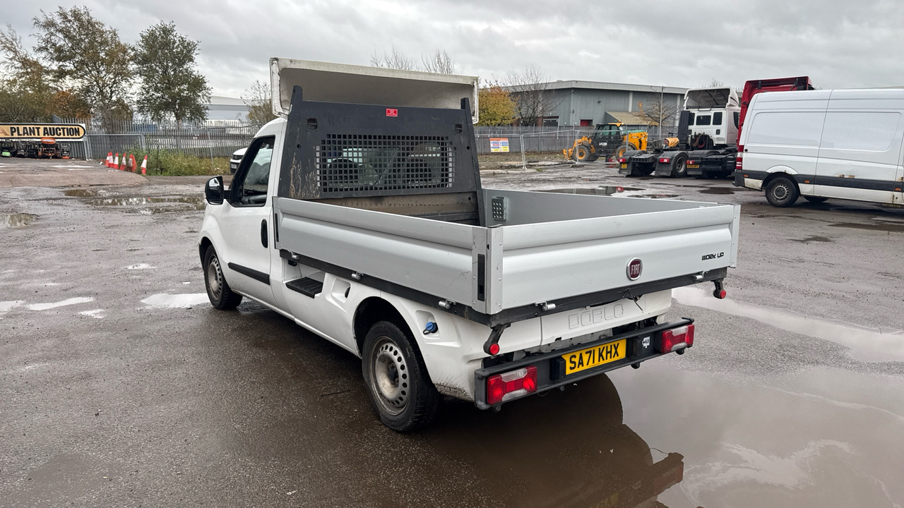 Fiat Doblo Work Up 1.6 MULTIJET 16V II - Furgoneta caja abierta: foto 3 Fiat Doblo Work Up 1.6 MULTIJET 16V II - Furgoneta caja abierta: foto 3