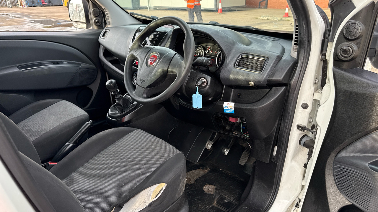Fiat Doblo Work Up 1.6 Multijet II - Furgoneta caja abierta: foto 5 Fiat Doblo Work Up 1.6 Multijet II - Furgoneta caja abierta: foto 5