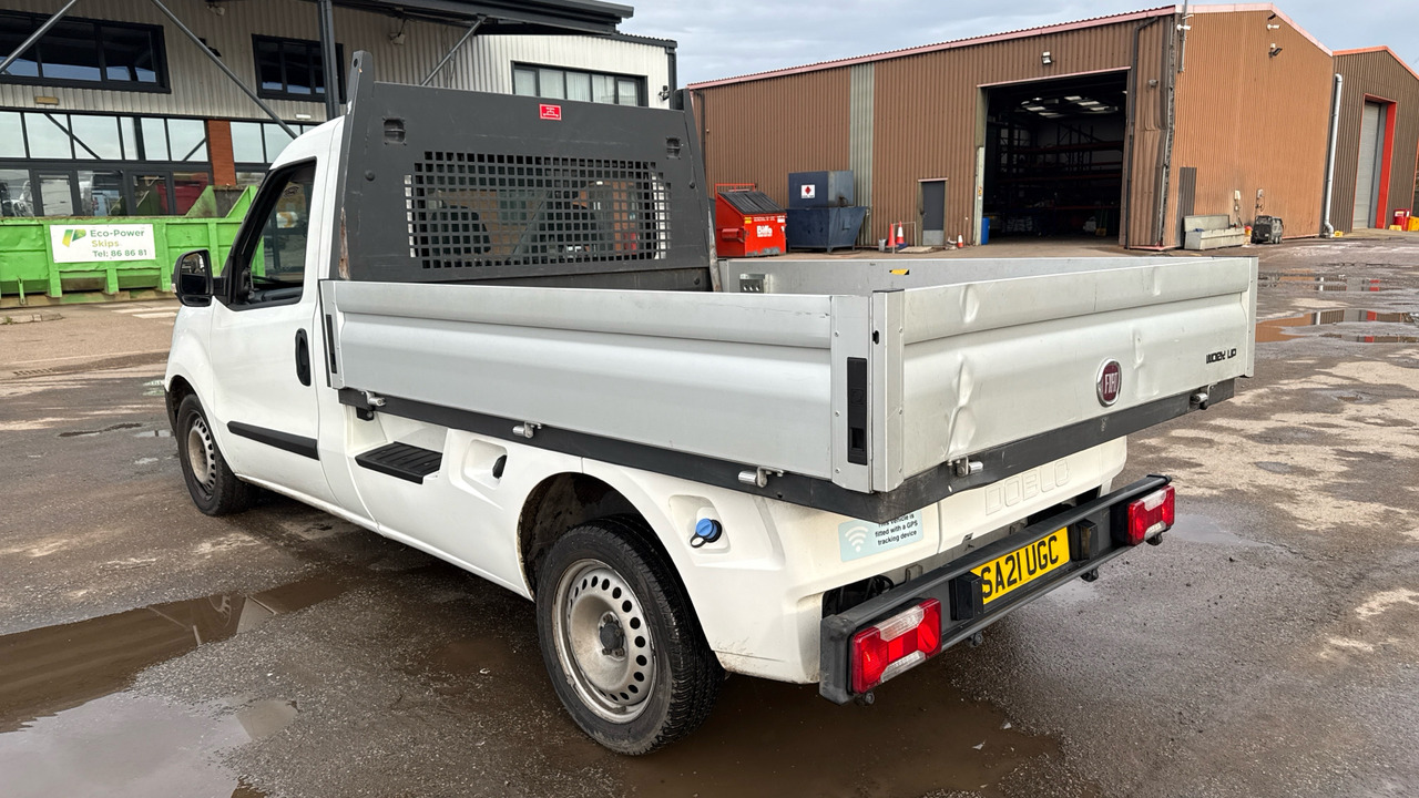 Fiat Doblo Work Up 1.6 Multijet II - Furgoneta caja abierta: foto 3 Fiat Doblo Work Up 1.6 Multijet II - Furgoneta caja abierta: foto 3