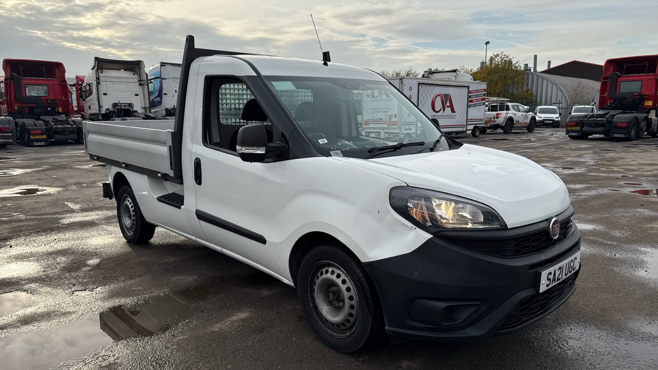 Fiat Doblo Work Up 1.6 Multijet II - Furgoneta caja abierta: foto 1 Fiat Doblo Work Up 1.6 Multijet II - Furgoneta caja abierta: foto 1