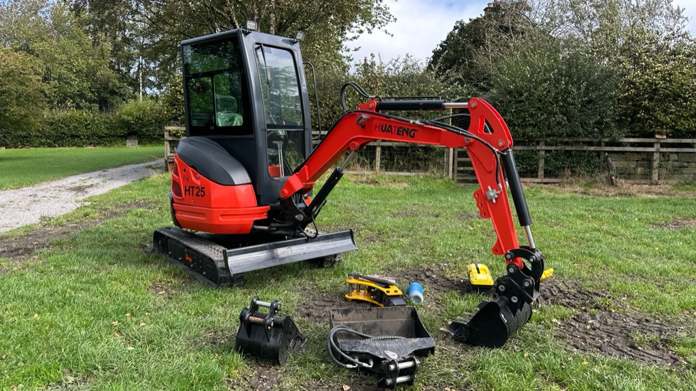 HUATENG HT25 - Miniexcavadora: foto 2 HUATENG HT25 - Miniexcavadora: foto 2