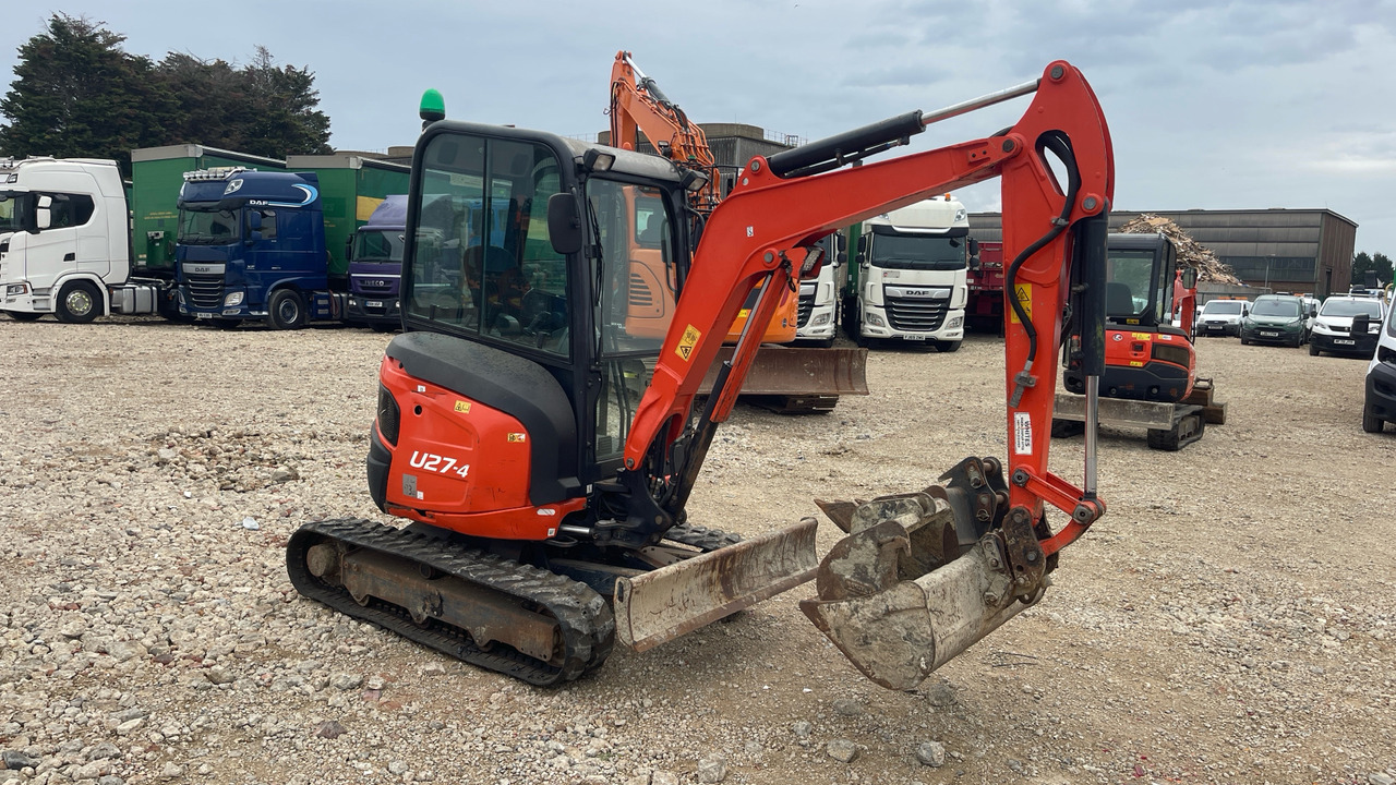 KUBOTA U27-4 - Miniexcavadora: foto 2 KUBOTA U27-4 - Miniexcavadora: foto 2