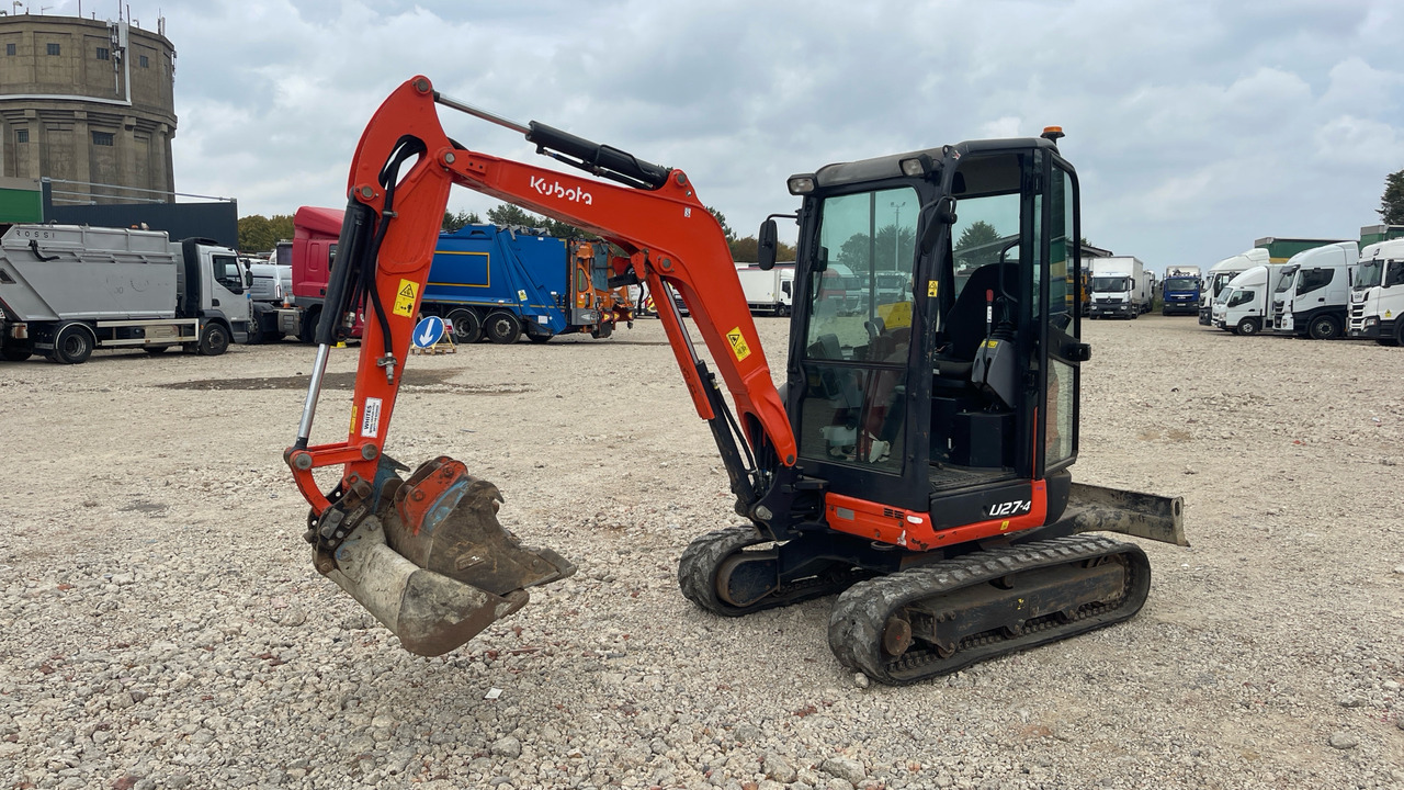 KUBOTA U27-4 - Miniexcavadora: foto 1 KUBOTA U27-4 - Miniexcavadora: foto 1