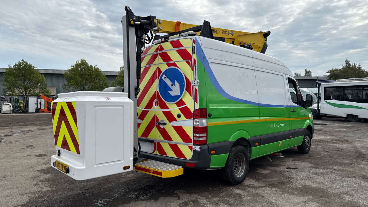 MERCEDES-BENZ SPRINTER - Camión con plataforma elevadora: foto 4 MERCEDES-BENZ SPRINTER - Camión con plataforma elevadora: foto 4