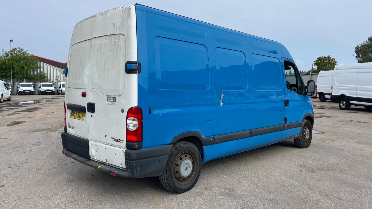 RENAULT MASTER 35 DCI 100PS - Furgón: foto 4 RENAULT MASTER 35 DCI 100PS - Furgón: foto 4