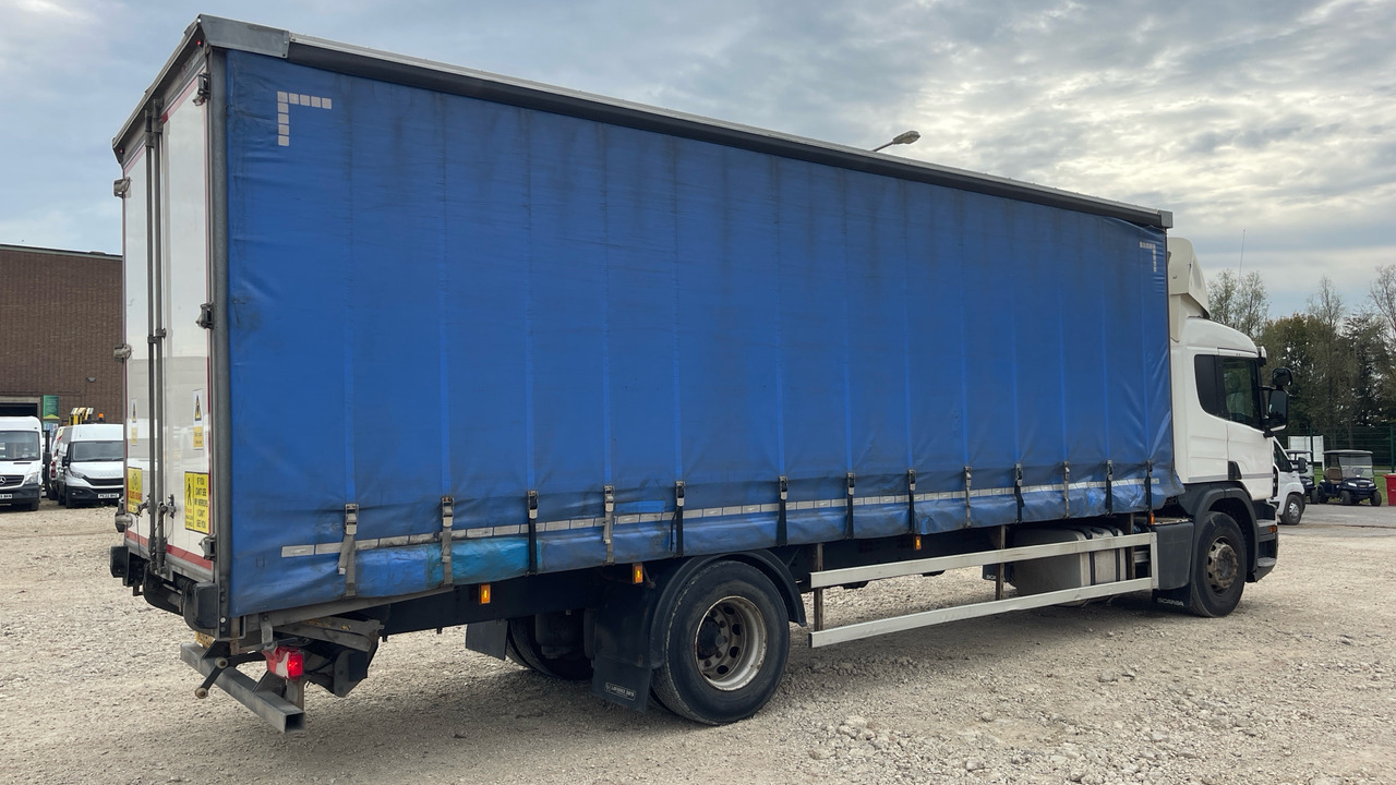 SCANIA P250 - Camión lona: foto 4 SCANIA P250 - Camión lona: foto 4
