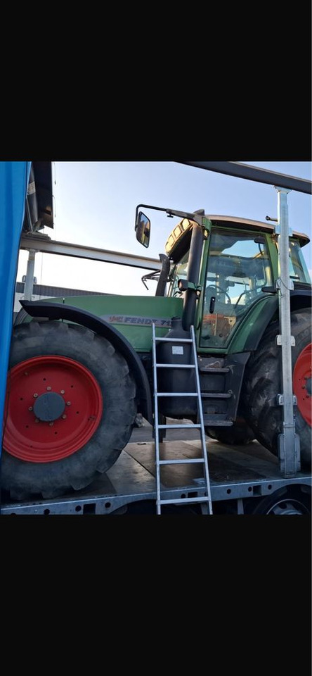 Fendt 712 delikatnie USZKODZONY 8331mth Oryginal stan bdb - Tractor: foto 1 Fendt 712 delikatnie USZKODZONY 8331mth Oryginal stan bdb - Tractor: foto 1