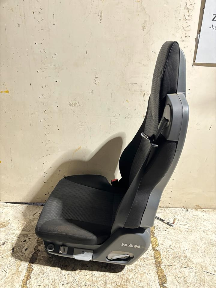 MAN TGL Euro 5/6 Fahrersitz mit Luft und elektrisch - Asiento para Camión: foto 3 MAN TGL Euro 5/6 Fahrersitz mit Luft und elektrisch - Asiento para Camión: foto 3
