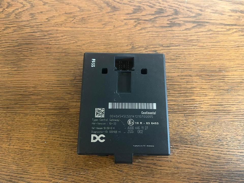 Mercedes Actros MP4 Central Gateway Steuergerät A0004461127 - Unidad de control para Camión: foto 2 Mercedes Actros MP4 Central Gateway Steuergerät A0004461127 - Unidad de control para Camión: foto 2