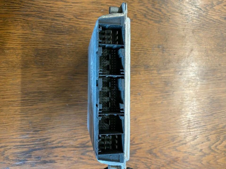 Mercedes Sprinter BOSCH Steuergerät A 000 153 73 79 - Unidad de control para Camión: foto 2 Mercedes Sprinter BOSCH Steuergerät A 000 153 73 79 - Unidad de control para Camión: foto 2