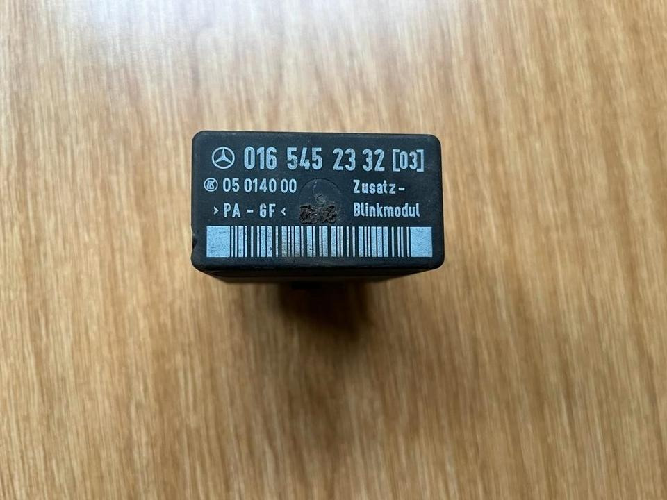 Mercedes W638 Vito Steuergerät Blinkermodul Relais 0165452332 - Unidad de control para Camión: foto 1 Mercedes W638 Vito Steuergerät Blinkermodul Relais 0165452332 - Unidad de control para Camión: foto 1