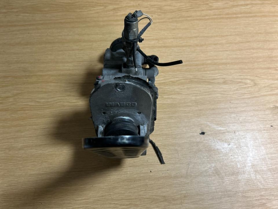 Wabco Bremsventil 4613180260 - Válvula de freno para Camión: foto 3 Wabco Bremsventil 4613180260 - Válvula de freno para Camión: foto 3