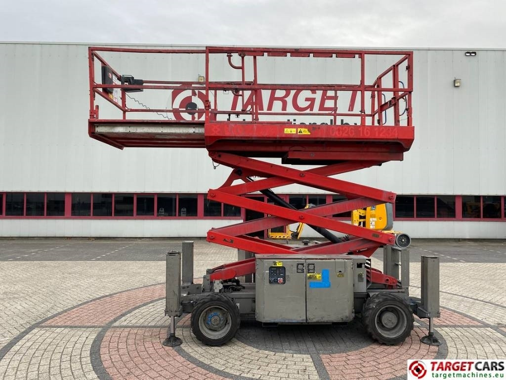 Genie GS-2669RT Diesel 4x4 Scissor Work Lift 1000cm - Plataforma de tijeras: foto 5 Genie GS-2669RT Diesel 4x4 Scissor Work Lift 1000cm - Plataforma de tijeras: foto 5