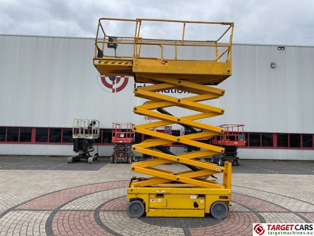 Haulotte Compact 14 Electric Scissor Work Lift 1385cm  - Plataforma de tijeras: foto 5 Haulotte Compact 14 Electric Scissor Work Lift 1385cm  - Plataforma de tijeras: foto 5