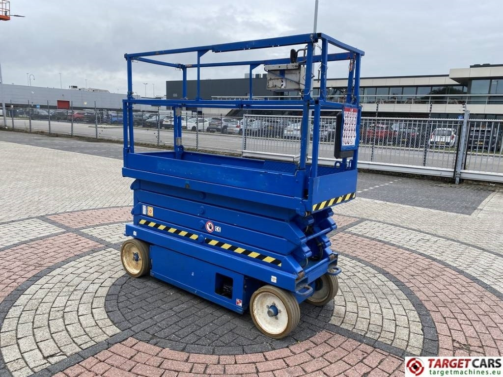 SkyJack SJIII-3226 Electric 3226 Scissor Work Lift 990cm - Plataforma de tijeras: foto 2 SkyJack SJIII-3226 Electric 3226 Scissor Work Lift 990cm - Plataforma de tijeras: foto 2