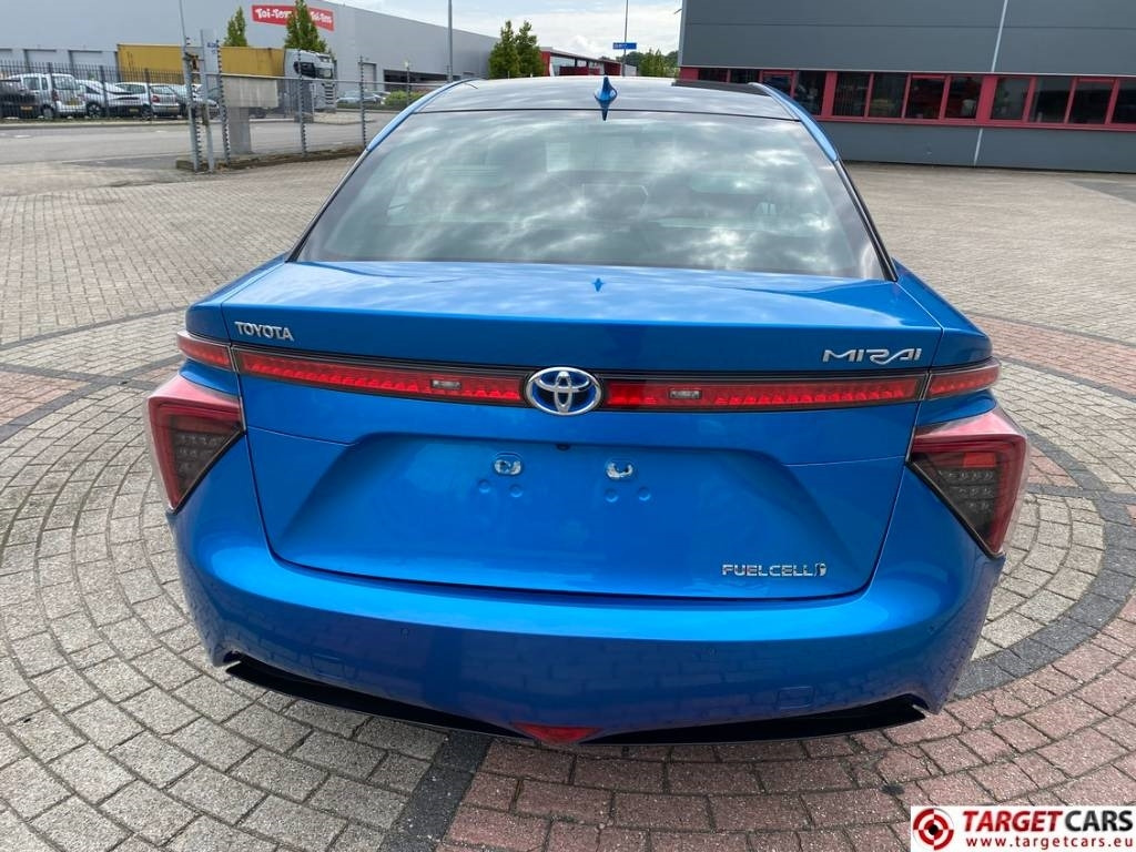 Toyota Mirai FCV HydroGen FuelCell - Sedan: foto 5 Toyota Mirai FCV HydroGen FuelCell - Sedan: foto 5