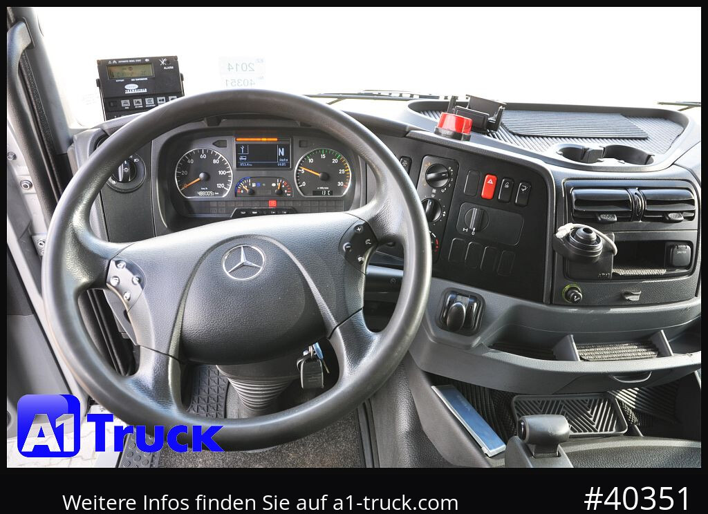 MERCEDES-BENZ 1826 LL Carrier 1250 Mt, 3 Kammern, Automatik - Camión frigorífico: foto 4 MERCEDES-BENZ 1826 LL Carrier 1250 Mt, 3 Kammern, Automatik - Camión frigorífico: foto 4