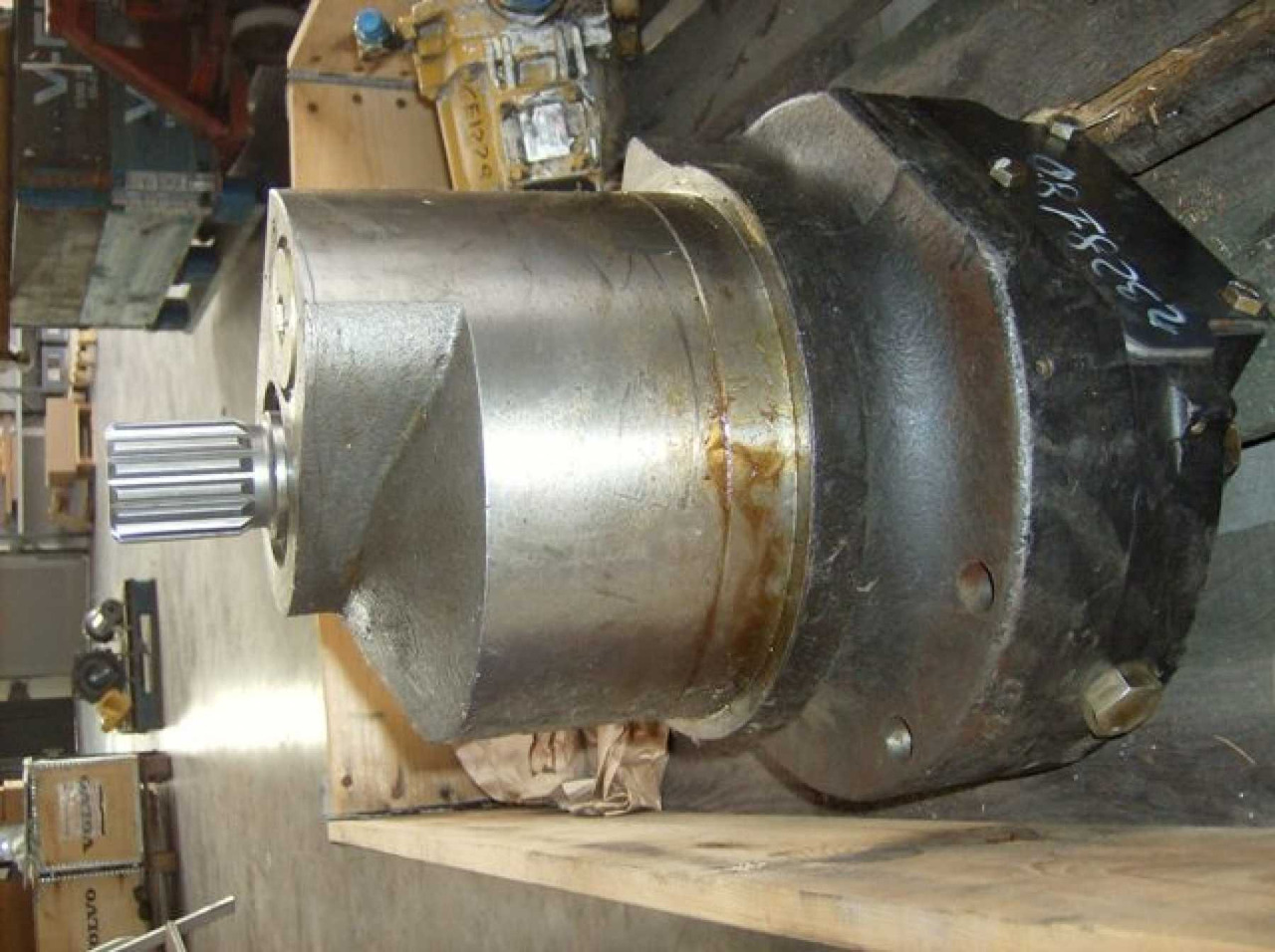 Caterpillar 345C MOTORI DI TRASLAZIONI NUOVI. - Mando final para Maquinaria de construcción: foto 3 Caterpillar 345C MOTORI DI TRASLAZIONI NUOVI. - Mando final para Maquinaria de construcción: foto 3