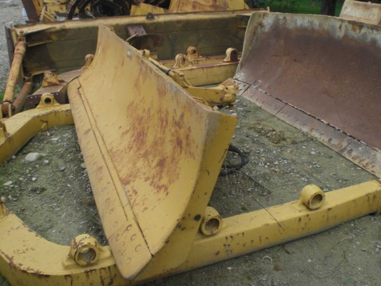 Caterpillar D7 D7F D7G LAMA ANGLEDOZER CON TILT - Hoja de bulldozer para Bulldozer: foto 1 Caterpillar D7 D7F D7G LAMA ANGLEDOZER CON TILT - Hoja de bulldozer para Bulldozer: foto 1