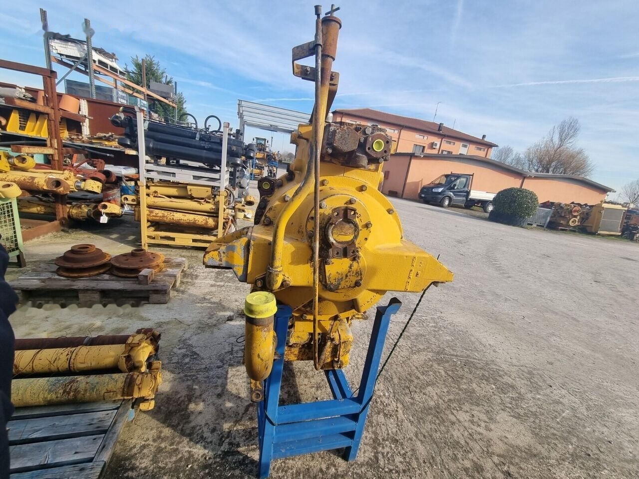 Complete with parking brake group 3P9094 CATERPILLAR 988B 50W02492 - Caja de cambios para Cargadora de ruedas: foto 2 Complete with parking brake group 3P9094 CATERPILLAR 988B 50W02492 - Caja de cambios para Cargadora de ruedas: foto 2