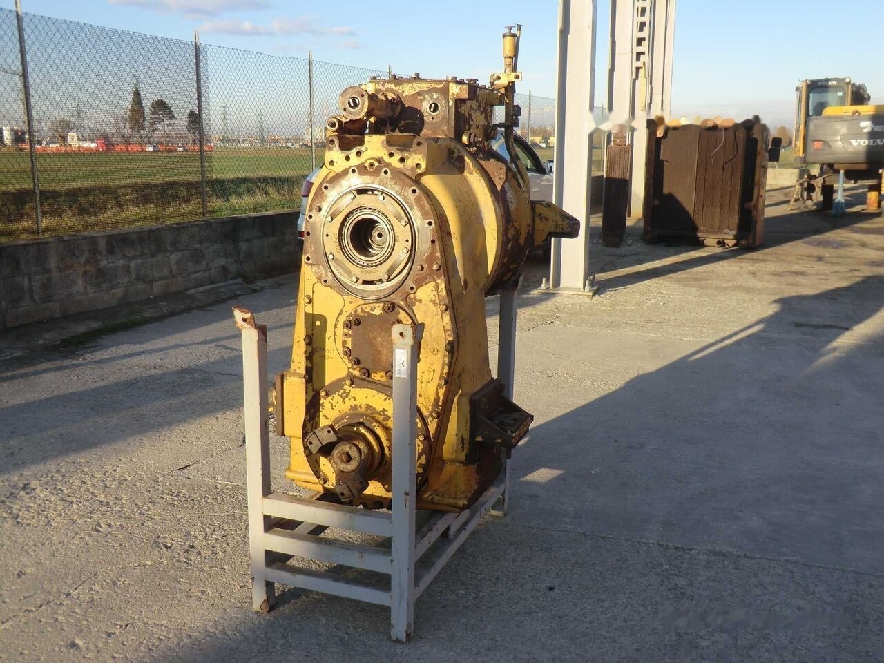PLANETARY GP AND TRANSFER 50W07546 CATERPILLAR 988B - Transmisión para Cargadora de ruedas: foto 5 PLANETARY GP AND TRANSFER 50W07546 CATERPILLAR 988B - Transmisión para Cargadora de ruedas: foto 5
