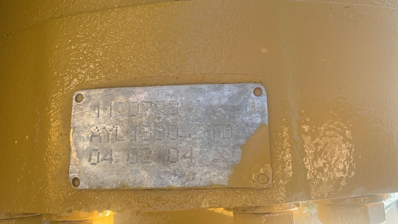 Rear oscillating axle with standard differential 1120723 Caterpillar 950G II AY - Eje posterior para Cargadora de ruedas: foto 3 Rear oscillating axle with standard differential 1120723 Caterpillar 950G II AY - Eje posterior para Cargadora de ruedas: foto 3