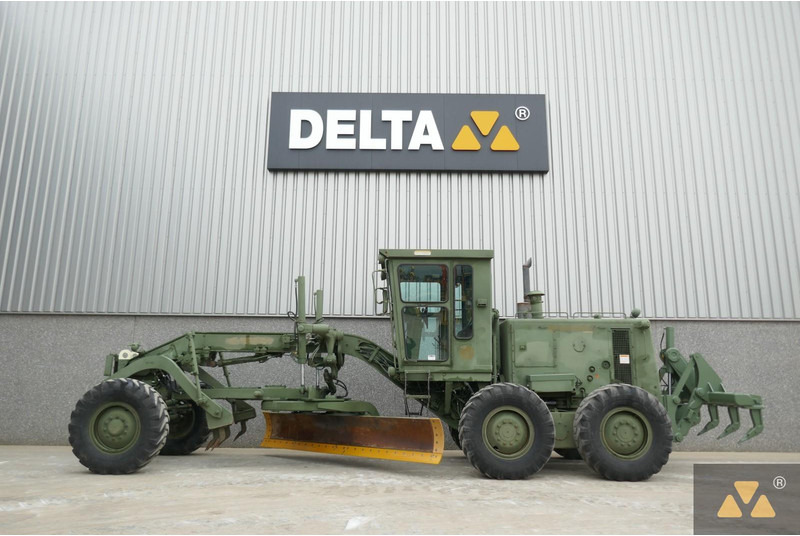 Caterpillar 130G Ex-army - Grader: foto 1 Caterpillar 130G Ex-army - Grader: foto 1