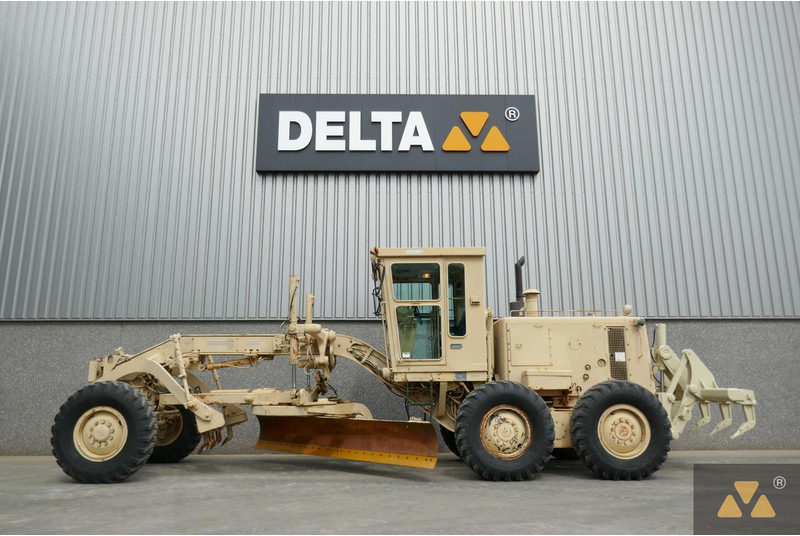 Caterpillar 130G Ex-army - Grader: foto 1 Caterpillar 130G Ex-army - Grader: foto 1