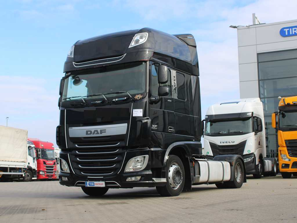 DAF XF 460, EURO 6, LOWDECK - Cabeza tractora: foto 1 DAF XF 460, EURO 6, LOWDECK - Cabeza tractora: foto 1