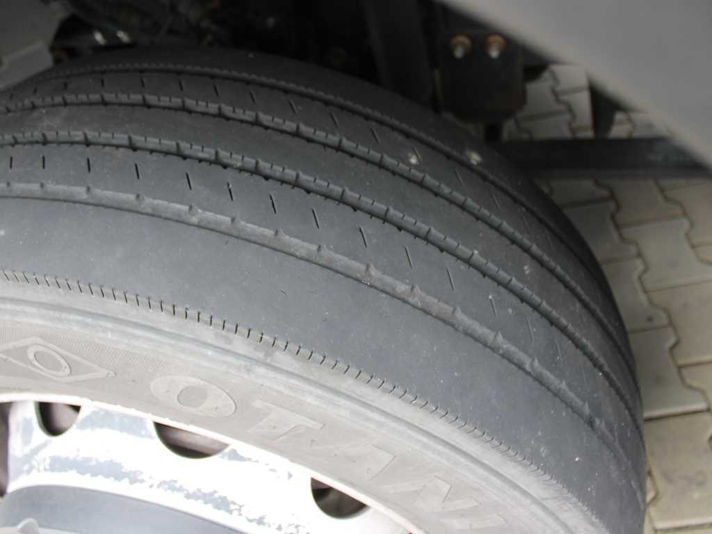 Cabeza tractora Ford F-MAX LL 12S, EURO 6, LOWDECK, NAVIGATION, INDEPENDENT AIR CONDITIONING: foto 18 Cabeza tractora Ford F-MAX LL 12S, EURO 6, LOWDECK, NAVIGATION, INDEPENDENT AIR CONDITIONING: foto 18