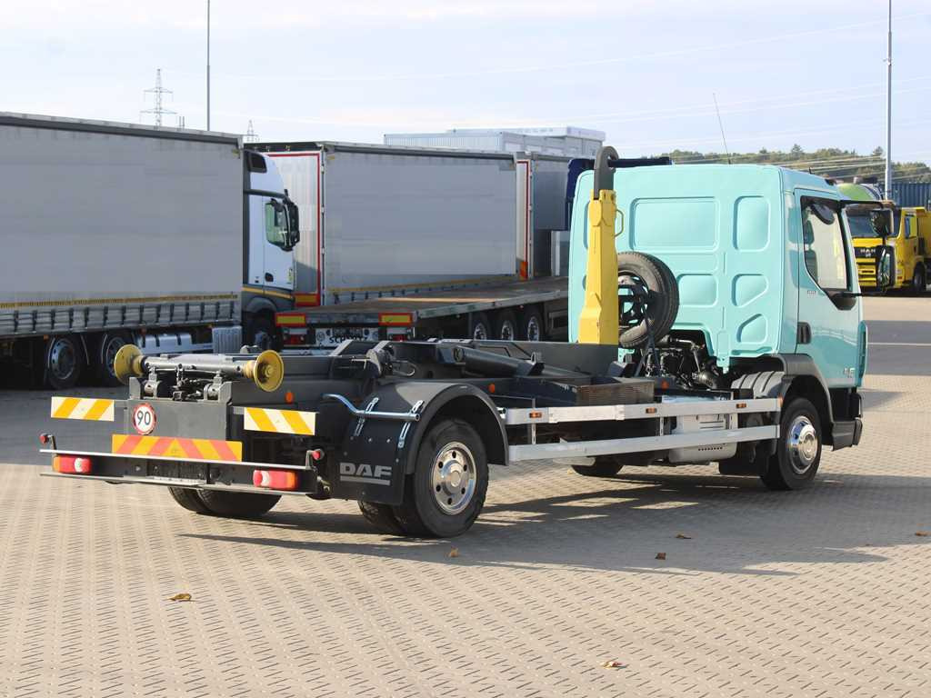 DAF LF 180 FA, EURO 6, HOOK LOADER CONTAINER - Camión multibasculante: foto 4 DAF LF 180 FA, EURO 6, HOOK LOADER CONTAINER - Camión multibasculante: foto 4